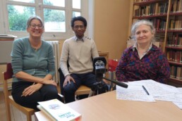 Claire-Lise et Blanche dans Courrier de Mission pour présenter la Bibliothèque du Défap